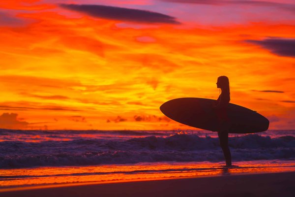 Quels sont les meilleurs vêtements pour mettre en valeur une silhouette en A?